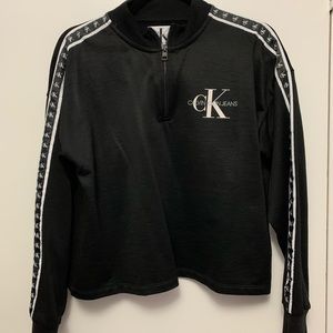 Calvin Klein Jeans Cropped Sweatshirt